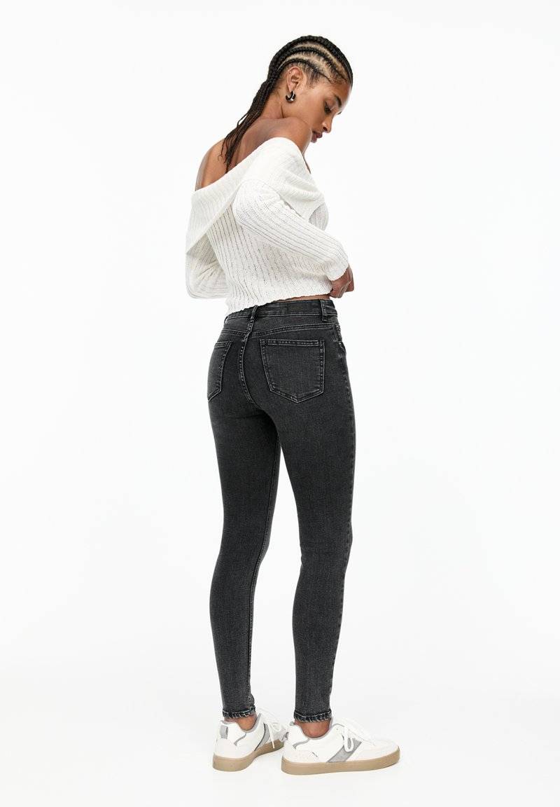 PULL&BEAR PULL&BEAR MID-RISE - Jeans Skinny Fit - grey im Angebot