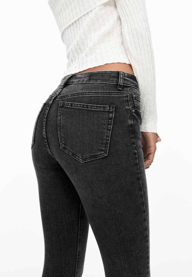 PULL&BEAR PULL&BEAR MID-RISE - Jeans Skinny Fit - grey im Angebot