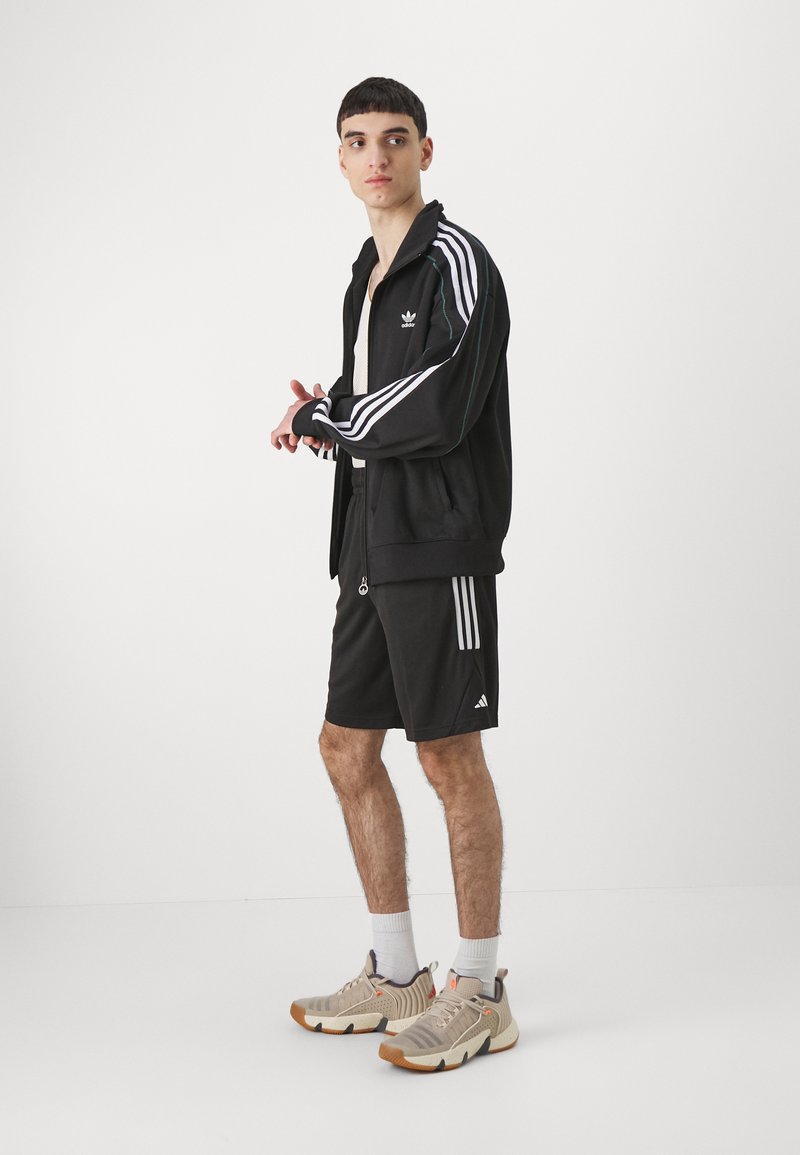 adidas Performance adidas Performance 3 STRIPES SHORT - Sports shorts Online Outlet