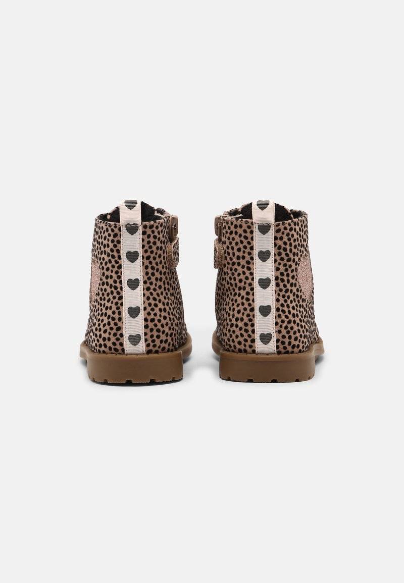 Friboo Friboo Lace-up ankle boots - pink im Angebot