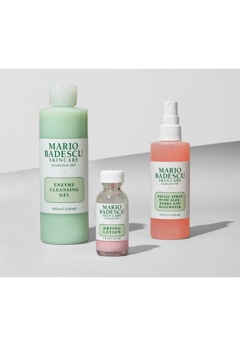 Mario Badescu Mario Badescu FACIAL SPRAY ALOE, HERBS & ROSEWATER - Setting spray & powder Osterangebot
