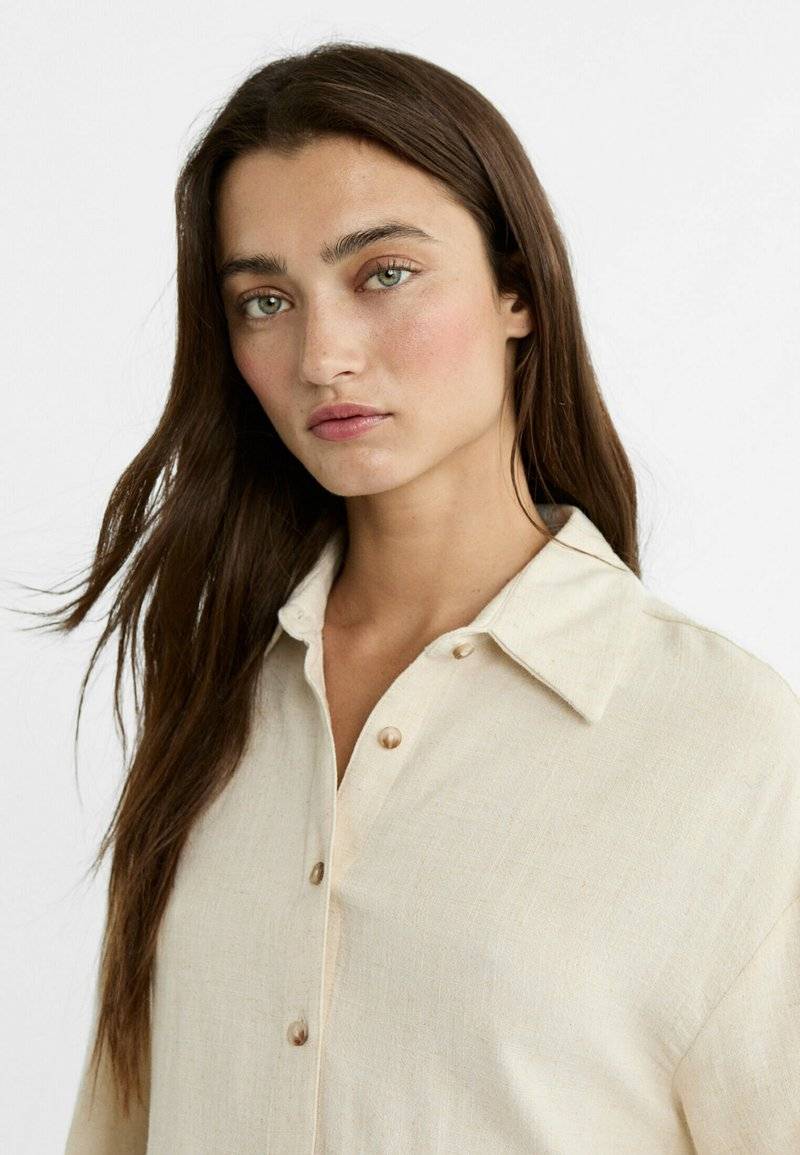 Stradivarius Stradivarius Button-down blouse - stone Super Sparpreis