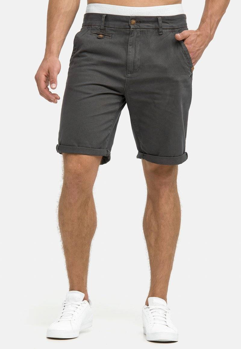 INDICODE JEANS INDICODE JEANS CUBA - Shorts - raven Begrenzte Freigabe