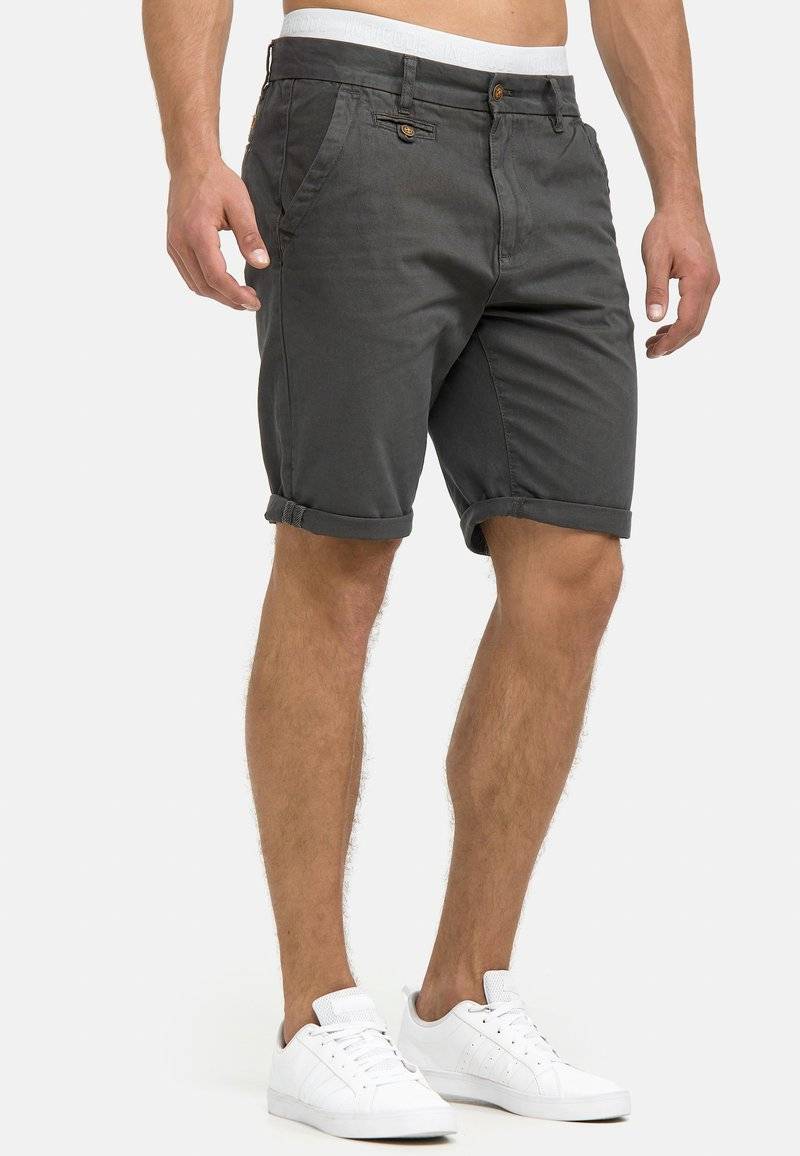 INDICODE JEANS INDICODE JEANS CUBA - Shorts - raven Begrenzte Freigabe
