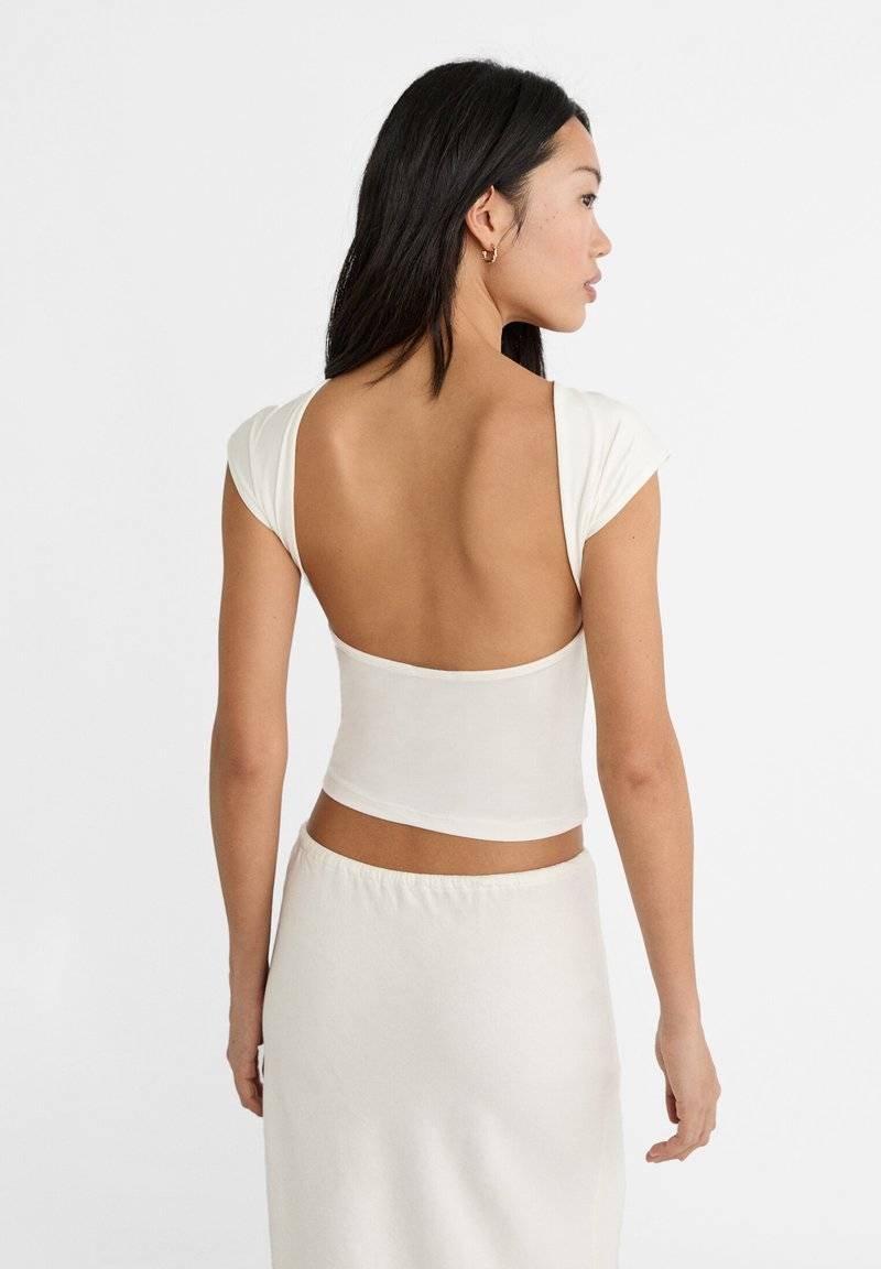 Stradivarius Stradivarius OPEN-BACK - Basic T-shirt - white JETZT KAUFEN