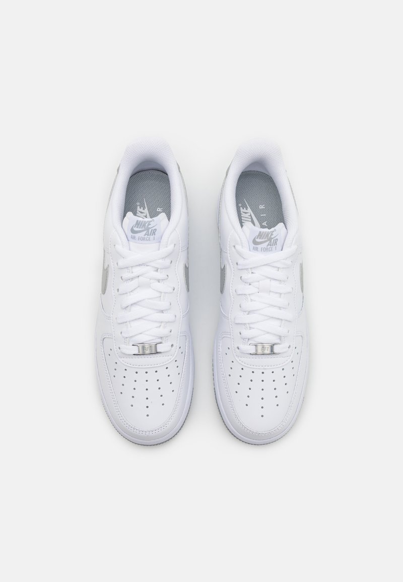 Nike Sportswear Nike Sportswear AIR FORCE 1 '07 - Trainers Weihnachtsangebot