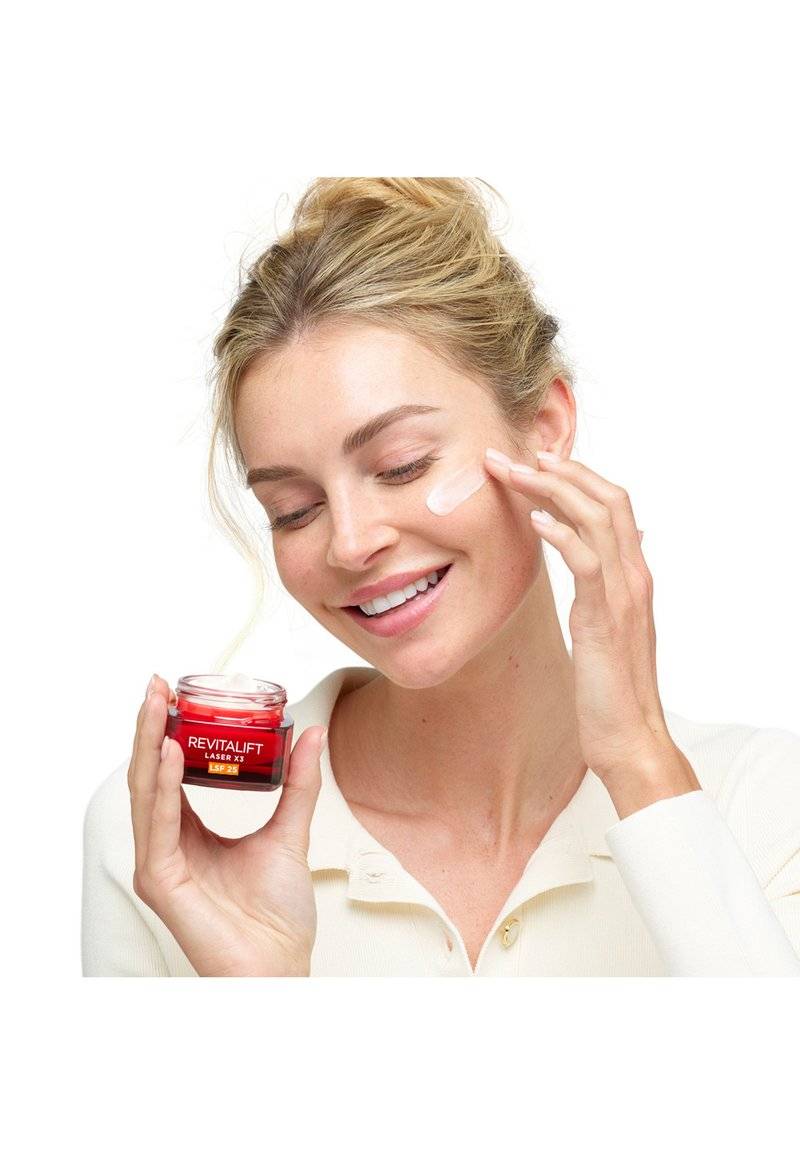 L'Oréal Paris Skin L'Oréal Paris Skin REVITALIFT LASER DAYCREAM LSF25 - Face cream JETZT KAUFEN