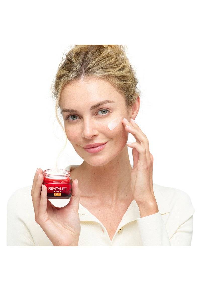 L'Oréal Paris Skin L'Oréal Paris Skin REVITALIFT LASER DAYCREAM LSF25 - Face cream JETZT KAUFEN