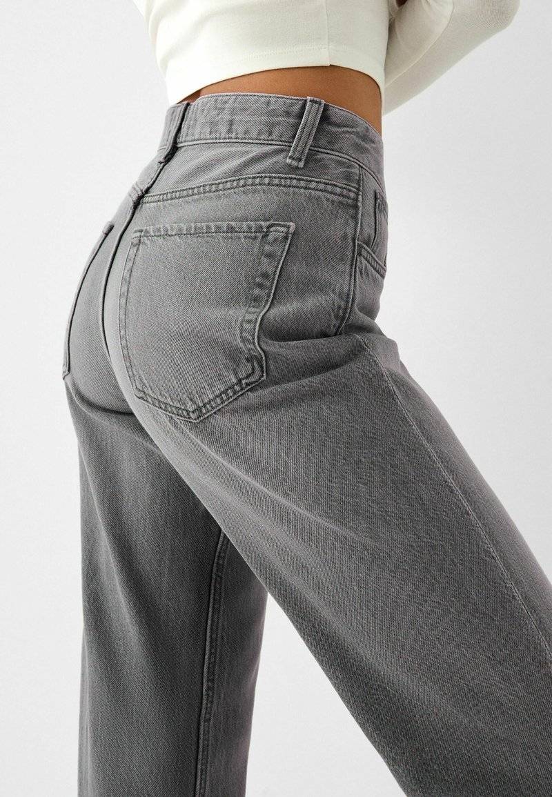 Bershka Bershka Flared Jeans - mottled dark grey Bis zu 55% Rabatt