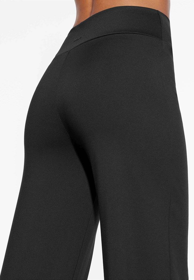 OYSHO OYSHO HIGH-RISE COMFORTLUX STRAIGHT-LEG - Trousers - black Begrenztes Angebot