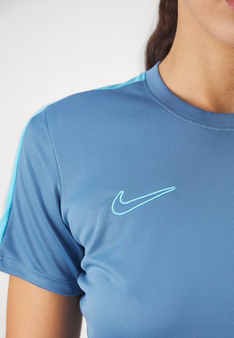 Nike Performance Nike Performance Sports T-shirt Valentinstagsangebot