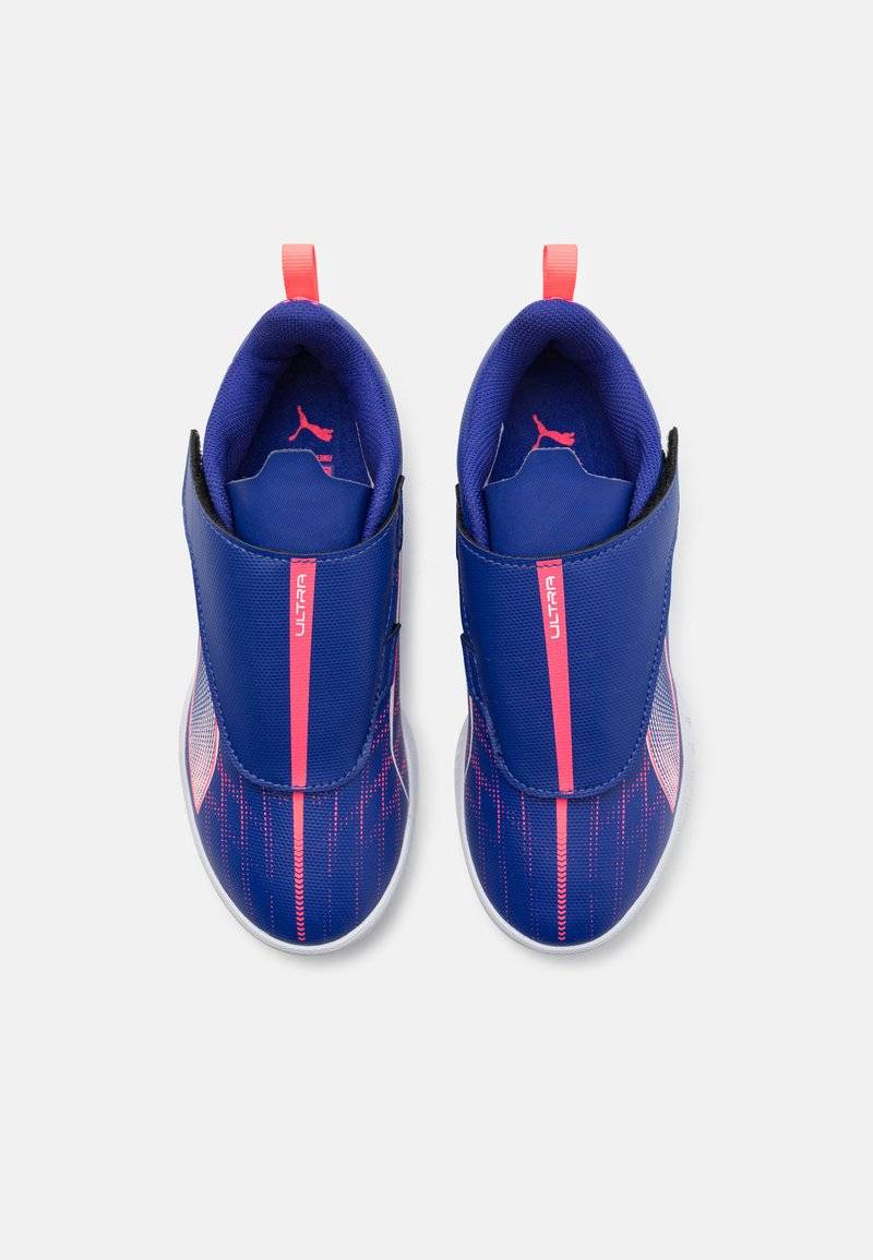 Puma Puma ULTRA 5 PLAY IT JR UNISEX - Indoor football boots Nur noch ein Tag übrig
