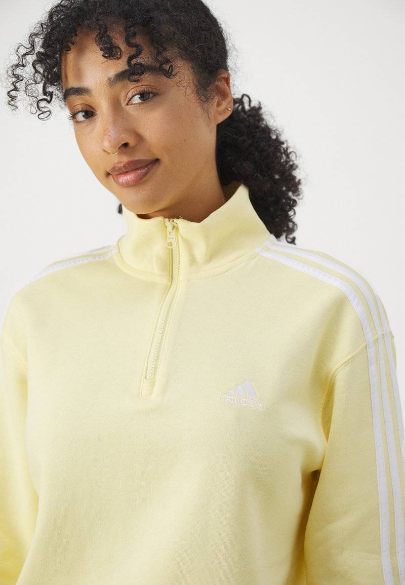 adidas Sportswear adidas Sportswear ESSENTIALS 3-STRIPES QUARTER ZIP - Sweatshirt - almost yellow Hotsell