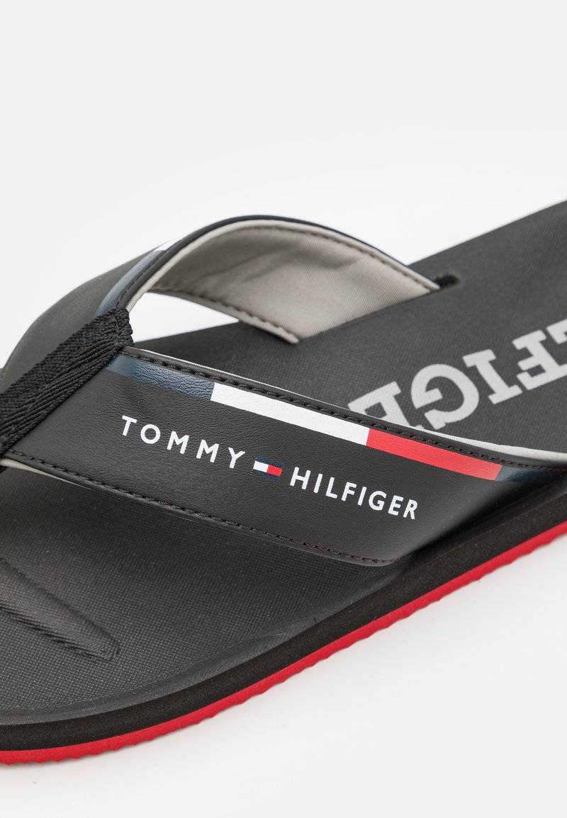 Tommy Hilfiger Tommy Hilfiger COMFORT - Pool slides - black Cyber Monday