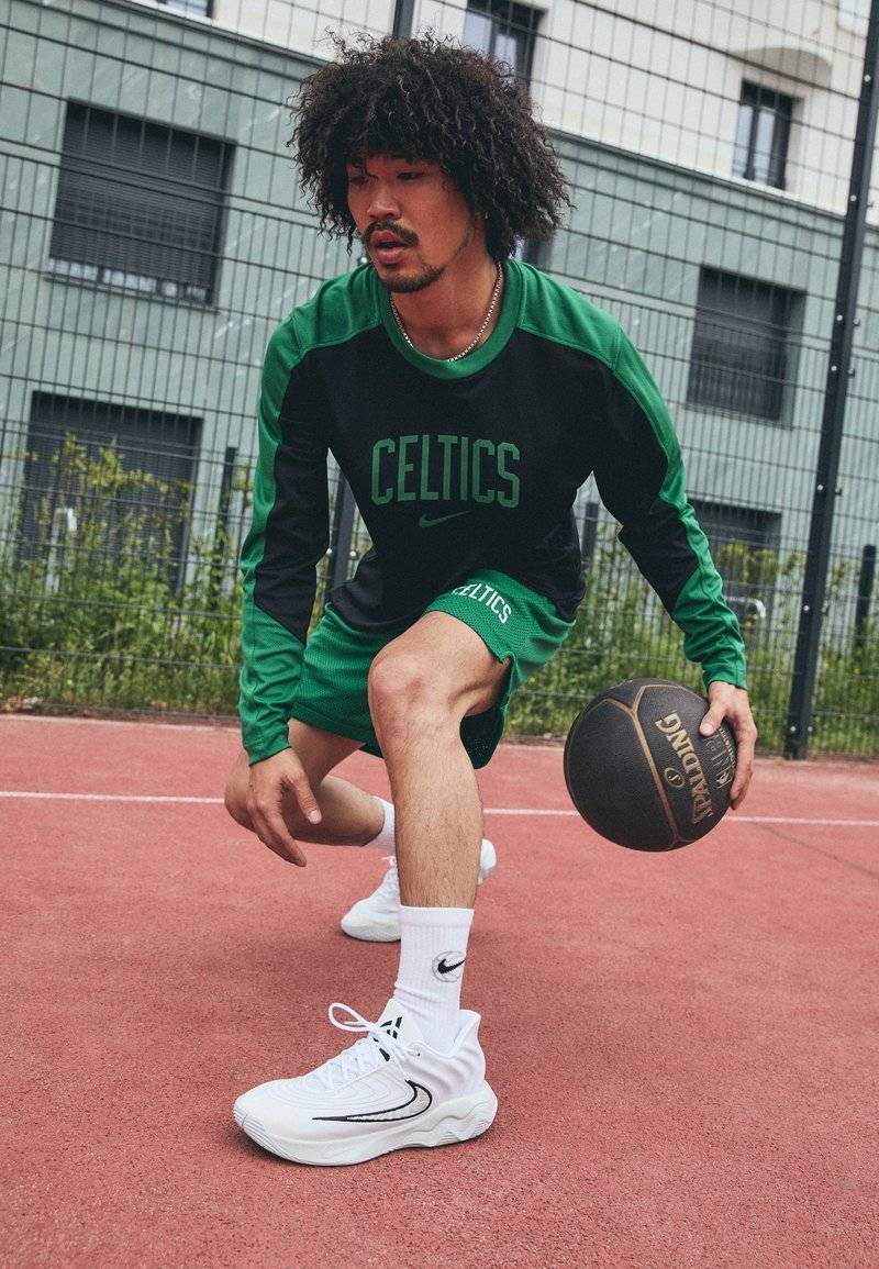 Nike Performance Nike Performance GIANNIS IMMORTALITY 4 - Basketball shoes Valentinstagsangebot