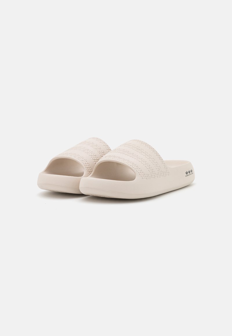 adidas Originals adidas Originals ADILETTE AYOON - Mules - beige Jubiläumsangebot