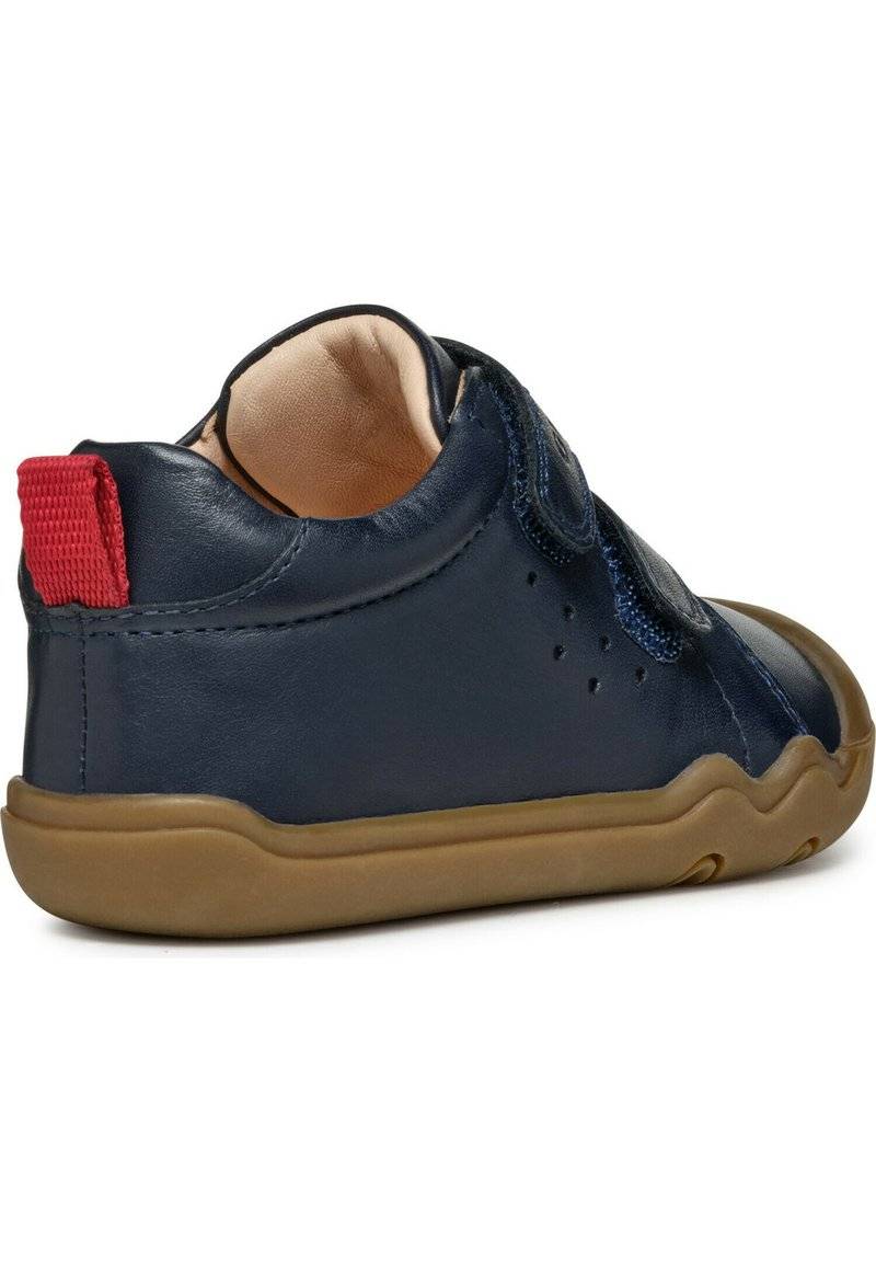 Geox Geox B STEPPIEUP - Baby shoes - navy Lagerräumung