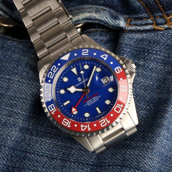 Steinhart Ocean One GMT BLUE-RED Ceramic blue dial Begrenzte Freigabe