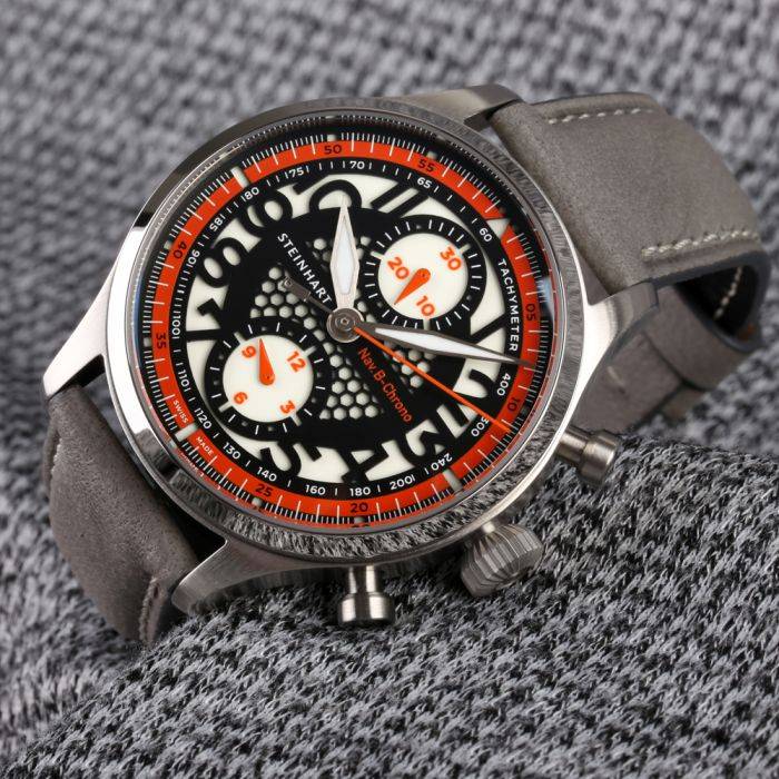 Steinhart NAV.B-CHRONO 42 SKELETON orange Begrenztes Angebot