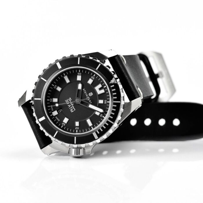Steinhart Triton 30 ATM BLACK Taucheruhr Letzte 3 Tage